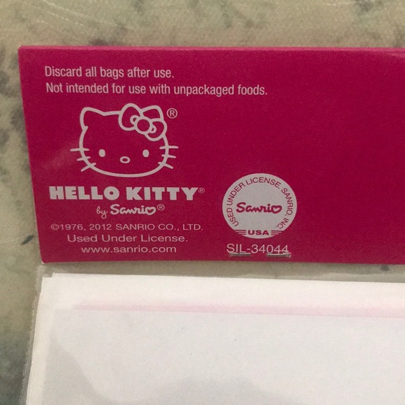 HELLO KITTY loot goodie bags, 8 pack, NWT - Picture 2 of 3
